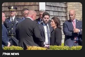 SpiderTaz.com brings you:  NY Gov. Kathy Hochul leaves NYPD Officer Jonathan Dillers wake abruptly after 10 minutes; bystanders clap